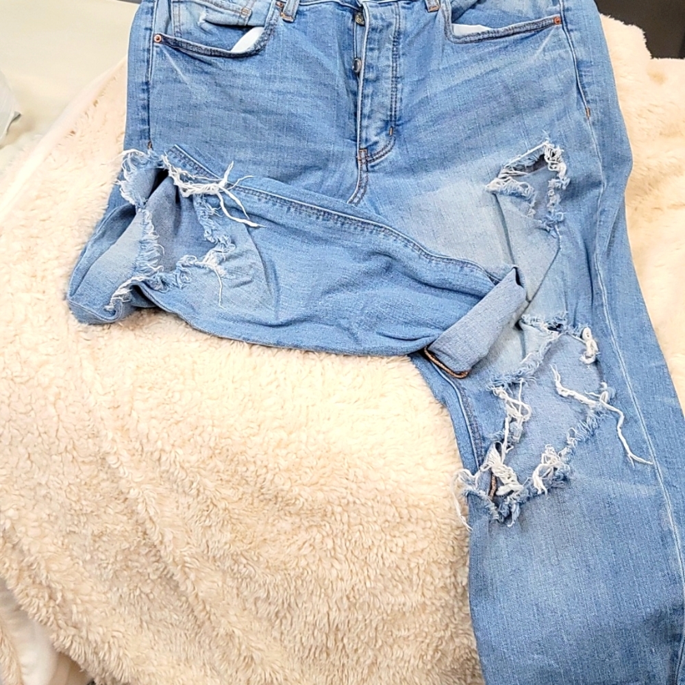 Tom girl distressed